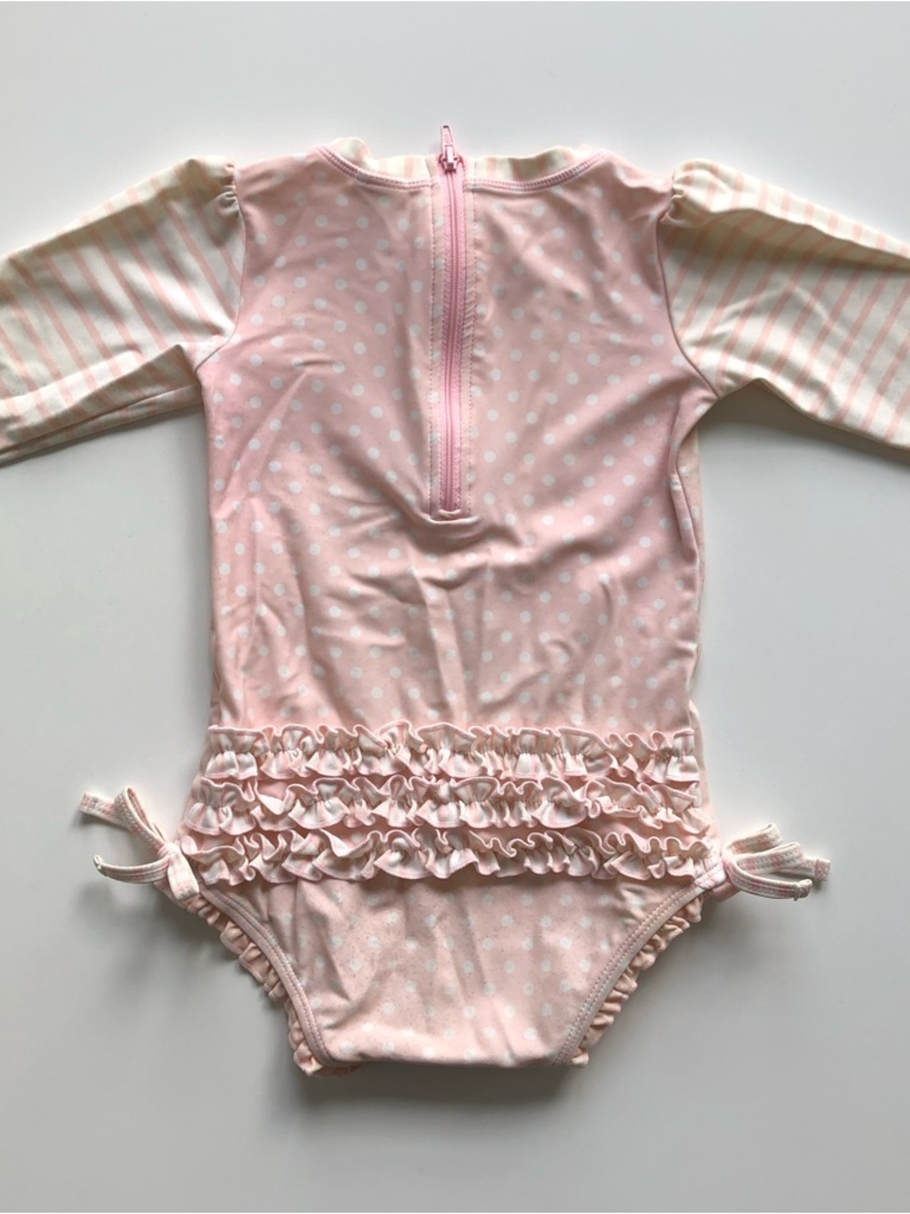 Rufflebutts Baby Girl Toddler Rash Guard Pink Polka Dot Swimsuit Sz 2T One Piece